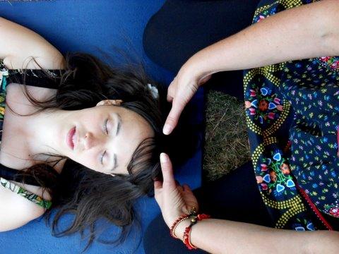 Recevoir un soin reiki